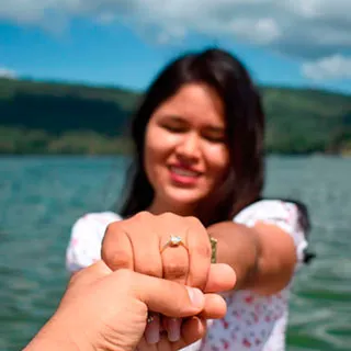 Testimonio de Lizbeth y Paul Riojas