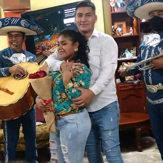 Testimonio de Karina Pairazaman y Miguel González